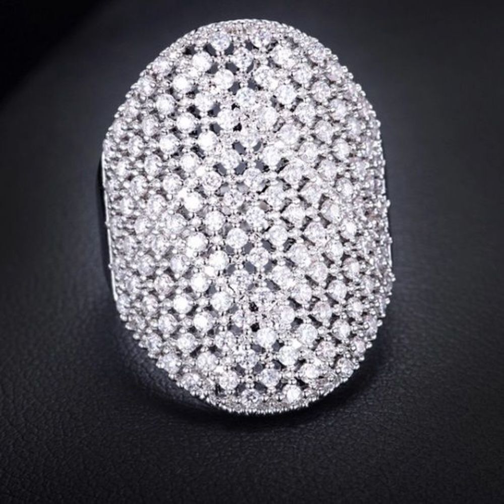 Ring - Picture 3 of 3